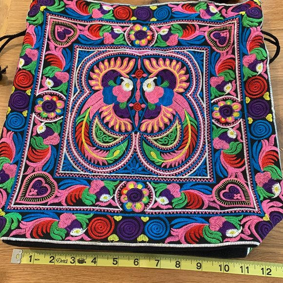 Thai Boho Shoulder Tote - Picture 6 of 14